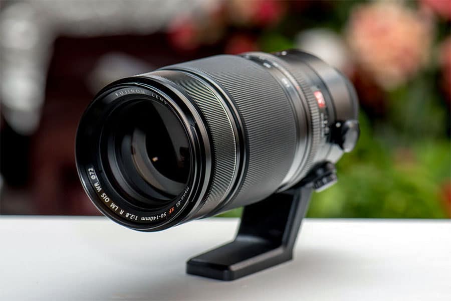 fuji 50-140mm f2.8 zoom lens